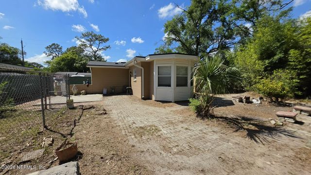 4934 DONNYBROOK Avenue, Jacksonville, FL 32208