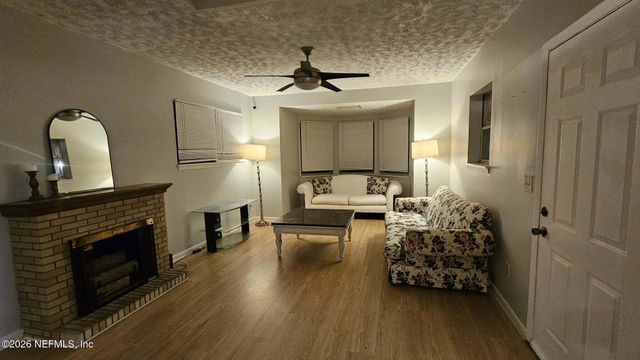 4934 DONNYBROOK Avenue, Jacksonville, FL 32208