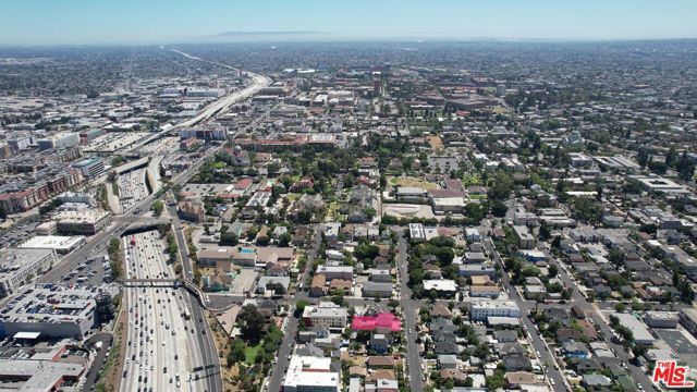 1978 Bonsallo Avenue, Los Angeles, CA 90007