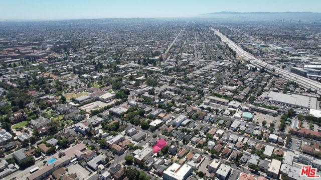 1978 Bonsallo Avenue, Los Angeles, CA 90007