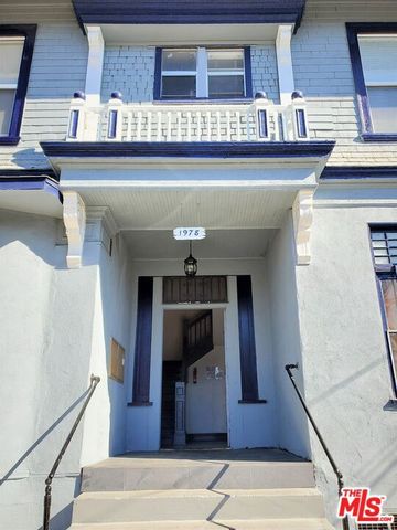 1978 Bonsallo Avenue, Los Angeles, CA 90007