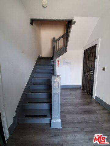 1978 Bonsallo Avenue, Los Angeles, CA 90007