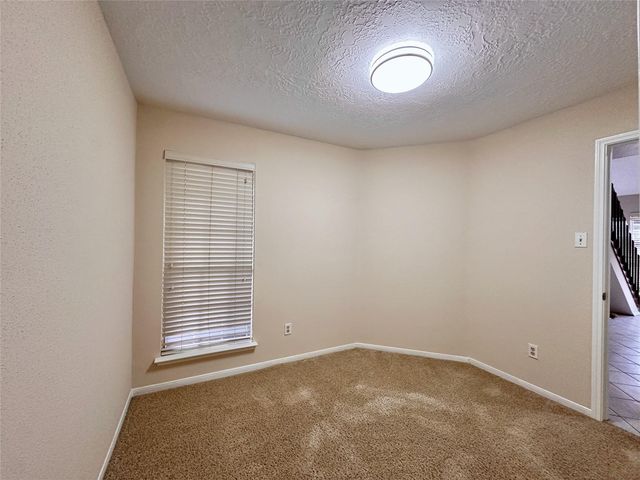 6437 Chatham Island Lane, Houston, TX 77035
