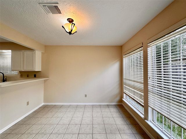 6437 Chatham Island Lane, Houston, TX 77035