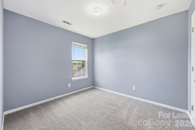 3911 Hathaway Hills Drive, Charlotte, NC 28214