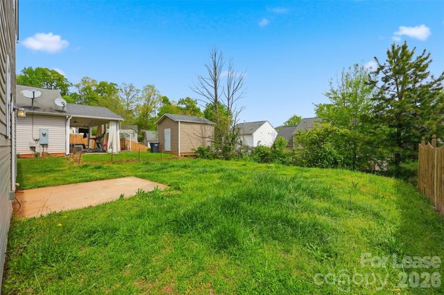3911 Hathaway Hills Drive, Charlotte, NC 28214