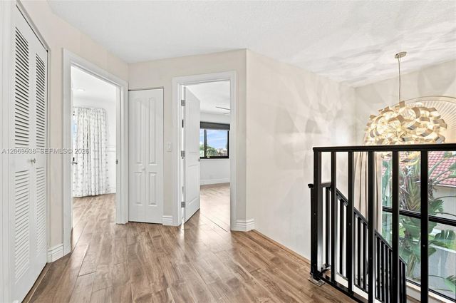 3931 NW 7th Place, Deerfield Beach, FL 33442