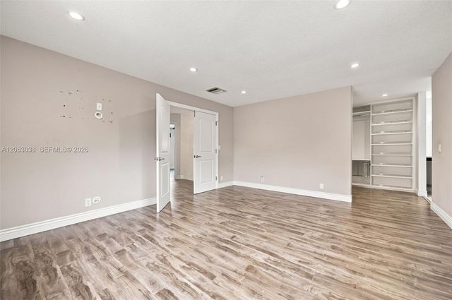 3931 NW 7th Place, Deerfield Beach, FL 33442