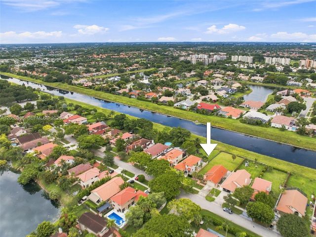 3931 NW 7th Place, Deerfield Beach, FL 33442