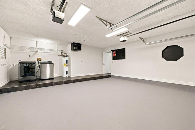 3931 NW 7th Place, Deerfield Beach, FL 33442