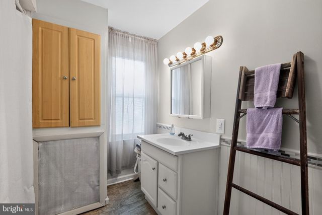 215 BYBERRY AVE, Hatboro, PA 19040