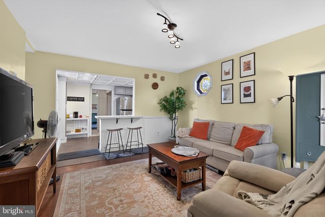 215 BYBERRY AVE, Hatboro, PA 19040