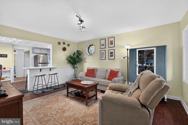 215 BYBERRY AVE, Hatboro, PA 19040