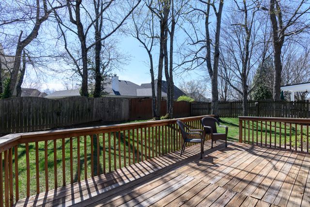 540 Huntersknoll Place, Lexington, KY 40509