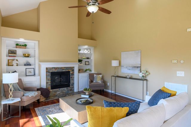 540 Huntersknoll Place, Lexington, KY 40509