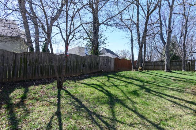 540 Huntersknoll Place, Lexington, KY 40509