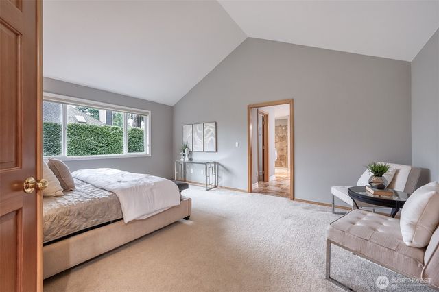 4660 244th Place SE, Sammamish, WA 98029