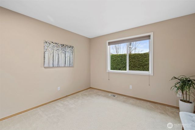 4660 244th Place SE, Sammamish, WA 98029