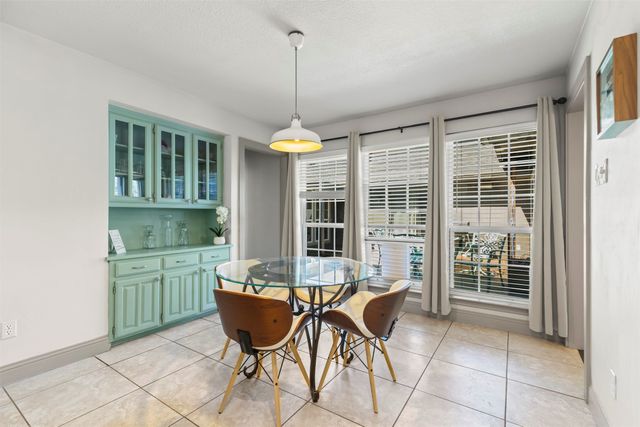 2602 Ramblewood Drive, Carrollton, TX 75006