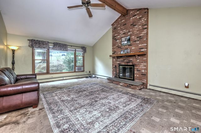 23 Rodia Ridge Road, Shelton, CT 06484