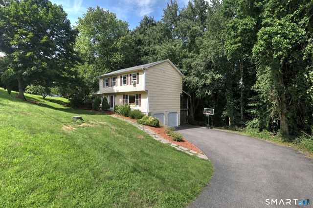 23 Rodia Ridge Road, Shelton, CT 06484