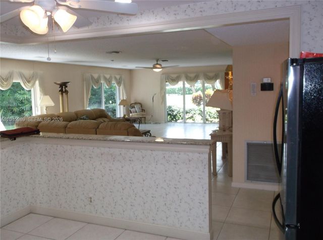 908 Cypress Terrace V57, Pompano Beach, FL 33069