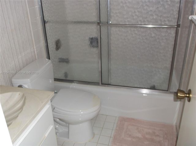 908 Cypress Terrace V57, Pompano Beach, FL 33069