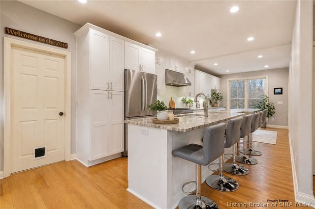 2707 Clearstream Court, New Albany, IN 47150