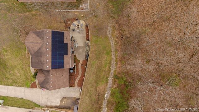 2707 Clearstream Court, New Albany, IN 47150