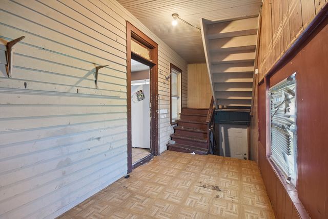 8918 S Woodlawn Avenue, Chicago, IL 60619