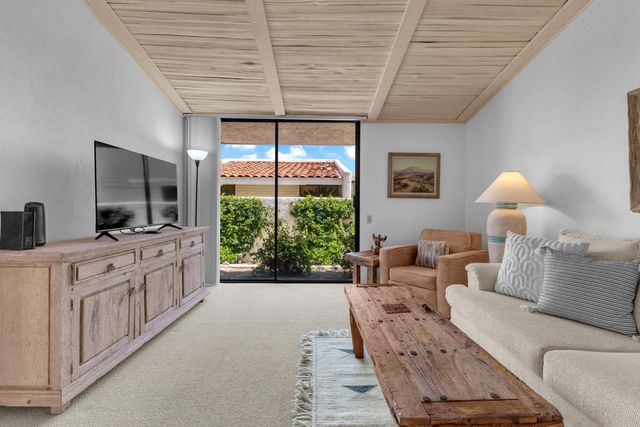 45885 Algonquin Circle, Indian Wells, CA 92210