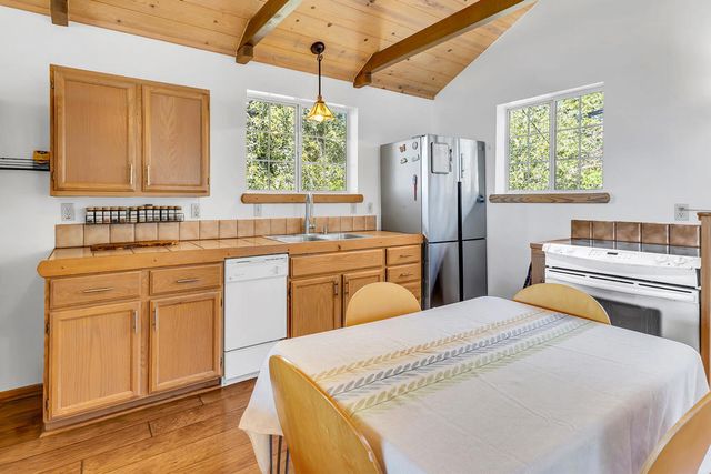 52365 Pine Ridge Road, Idyllwild, CA 92549