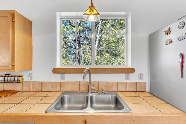 52365 Pine Ridge Road, Idyllwild, CA 92549