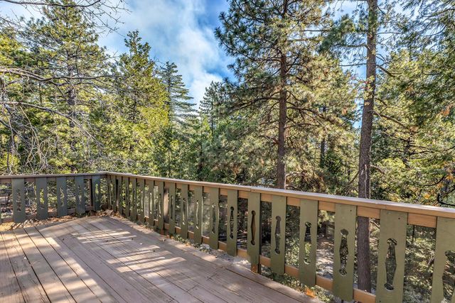 52365 Pine Ridge Road, Idyllwild, CA 92549