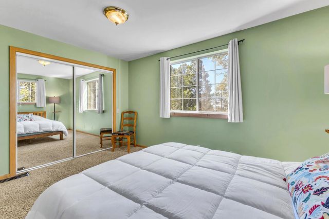 52365 Pine Ridge Road, Idyllwild, CA 92549