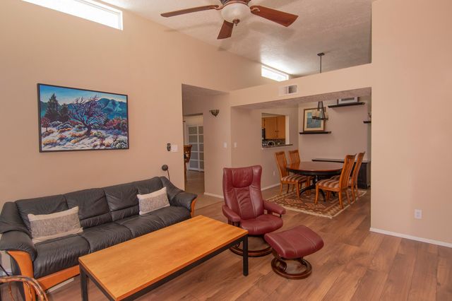 13017 Nandina Way SE, Albuquerque, NM 87123