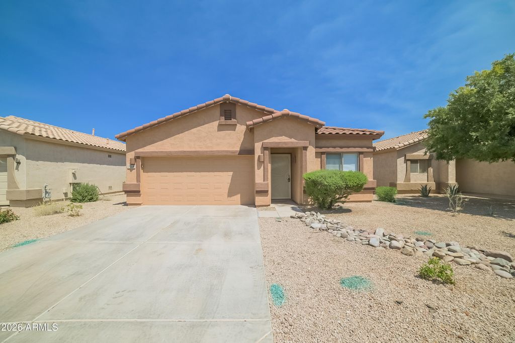 754 E DRIFTER Place, San Tan Valley, AZ 85143