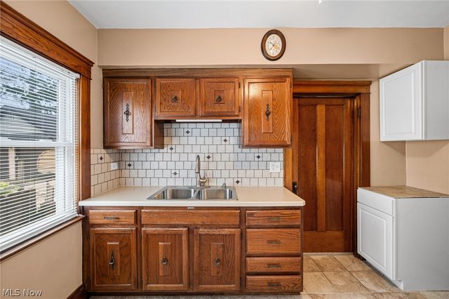 2601 Tate Avenue, Cleveland, OH 44109