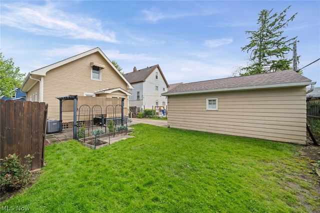 2601 Tate Avenue, Cleveland, OH 44109