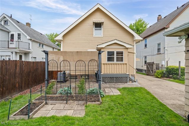 2601 Tate Avenue, Cleveland, OH 44109