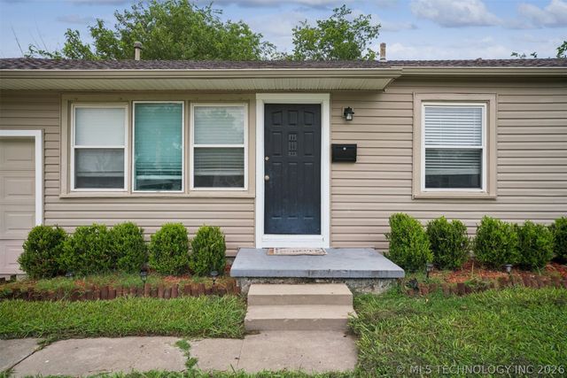 6207 E Newton Street, Tulsa, OK 74115
