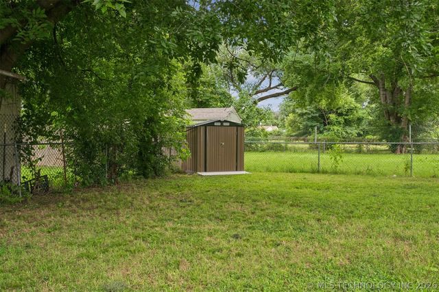 6207 E Newton Street, Tulsa, OK 74115