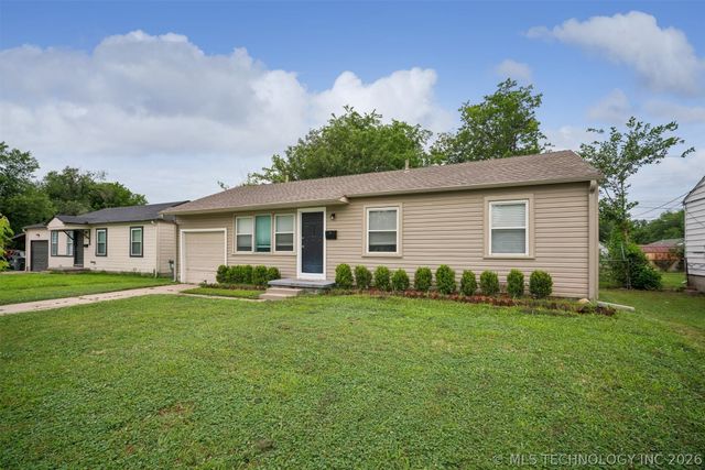 6207 E Newton Street, Tulsa, OK 74115