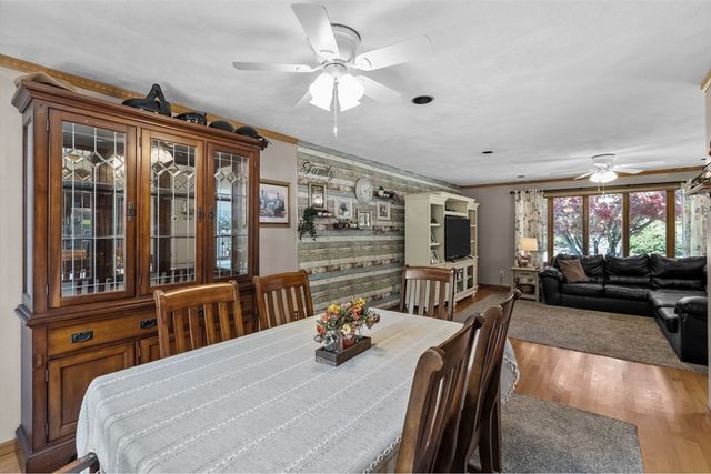 394 Lees River Ave, Somerset, MA 02725