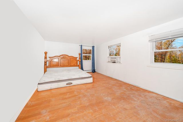 22 Gotham Avenue, Elmont, NY 11003