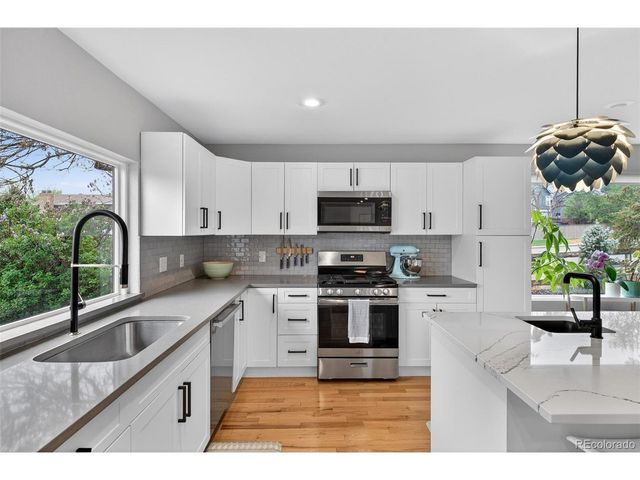 10708 W Chautauga Mtn, Littleton, CO 80127