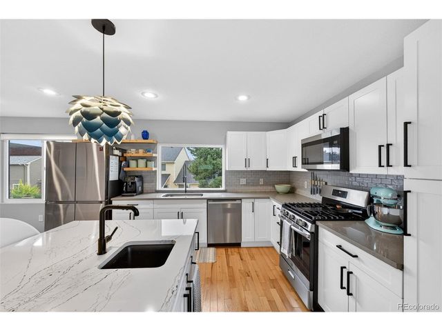 10708 W Chautauga Mtn, Littleton, CO 80127
