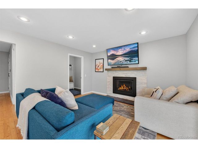 10708 W Chautauga Mtn, Littleton, CO 80127