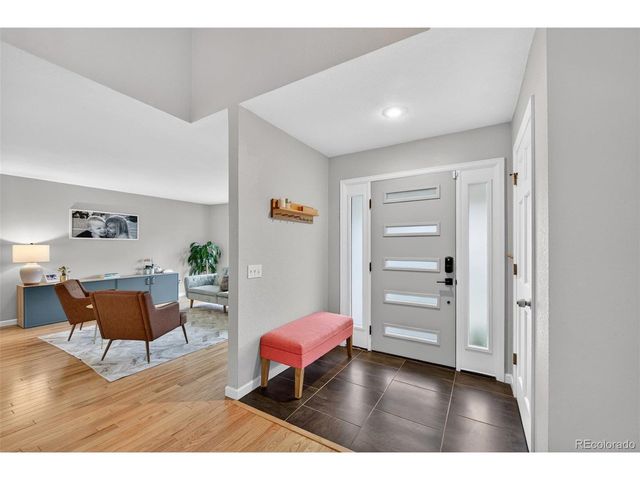 10708 W Chautauga Mtn, Littleton, CO 80127
