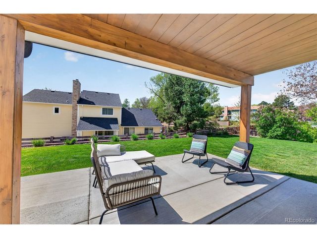 10708 W Chautauga Mtn, Littleton, CO 80127